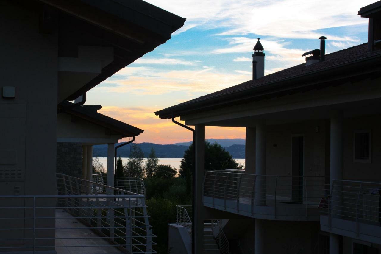 Sky Fort Garda View Sirmione Exteriér fotografie